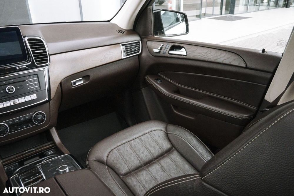 Mercedes-Benz GLE - 10