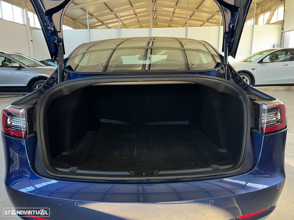 Tesla Model 3 - 15