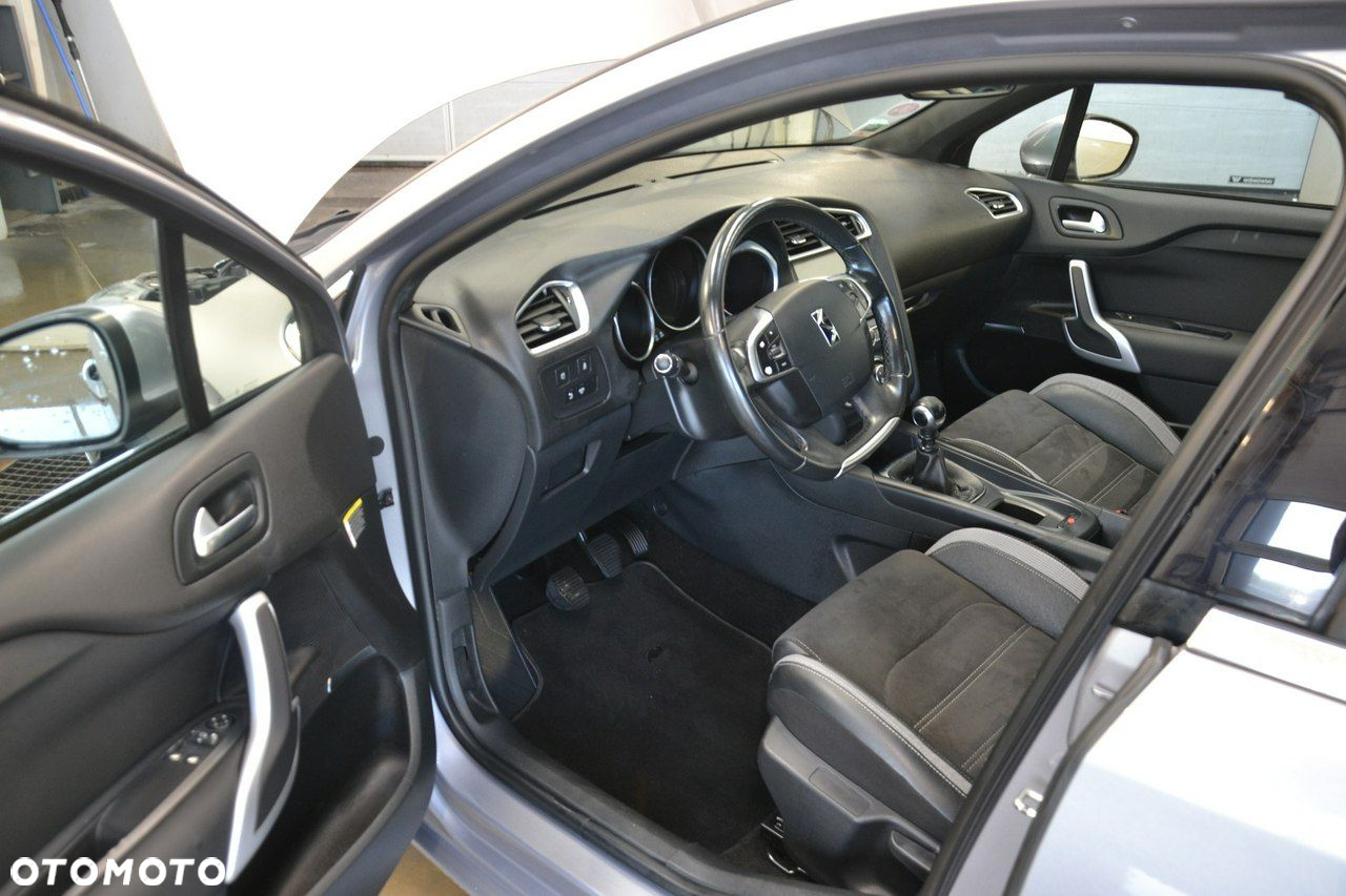 DS Automobiles DS 4 - 14