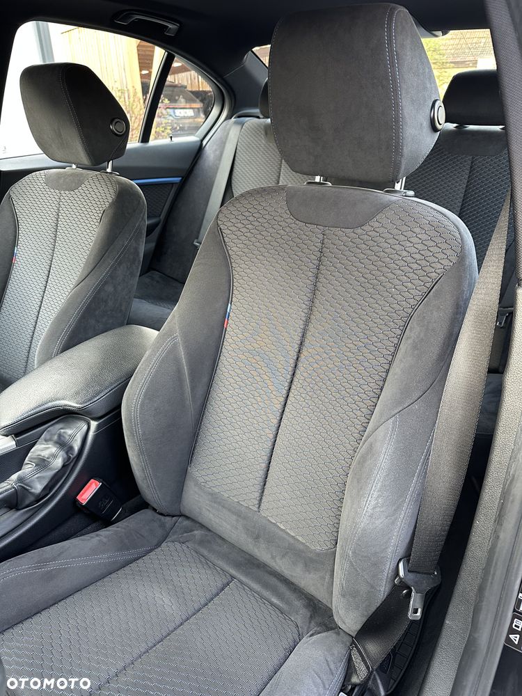 BMW Seria 3 320d xDrive M Sport - 21