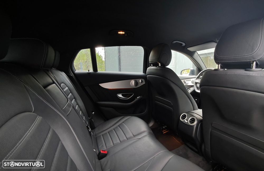 Mercedes-Benz GLC 220 - 18