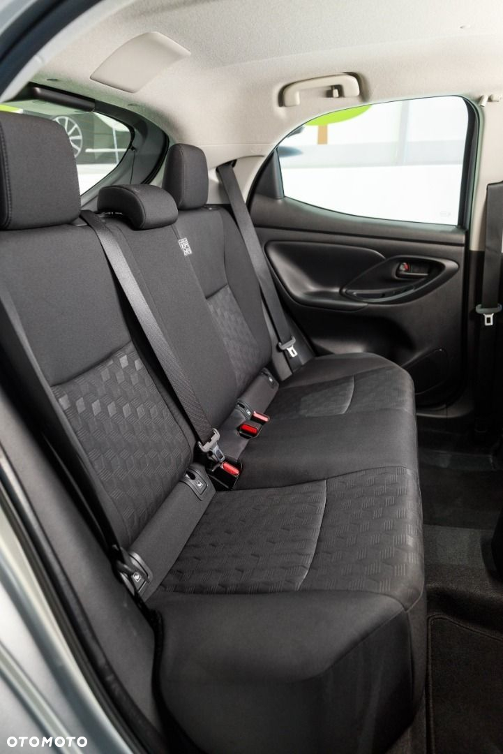 Toyota Yaris - 19