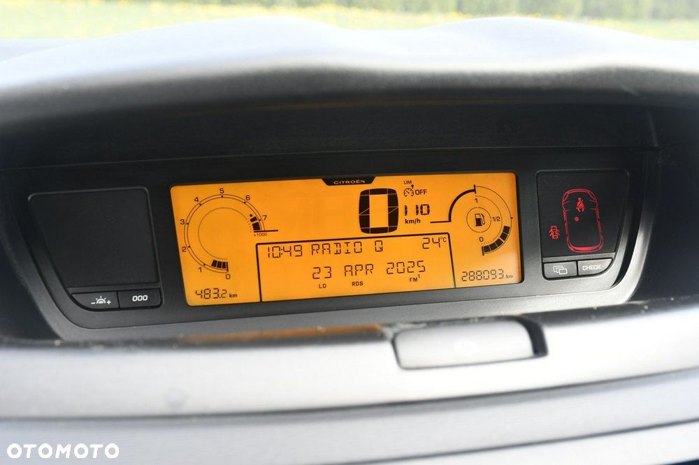Citroën C4 Grand Picasso - 23