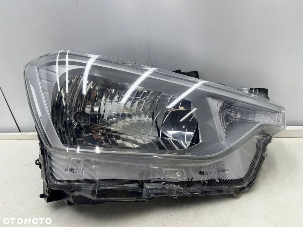 Lampa reflektor Isuzu D-Max Dmax 3 III 20r.- PRAWA przednia zwykła H4 ORYGINALNA 898328-7875 - 1