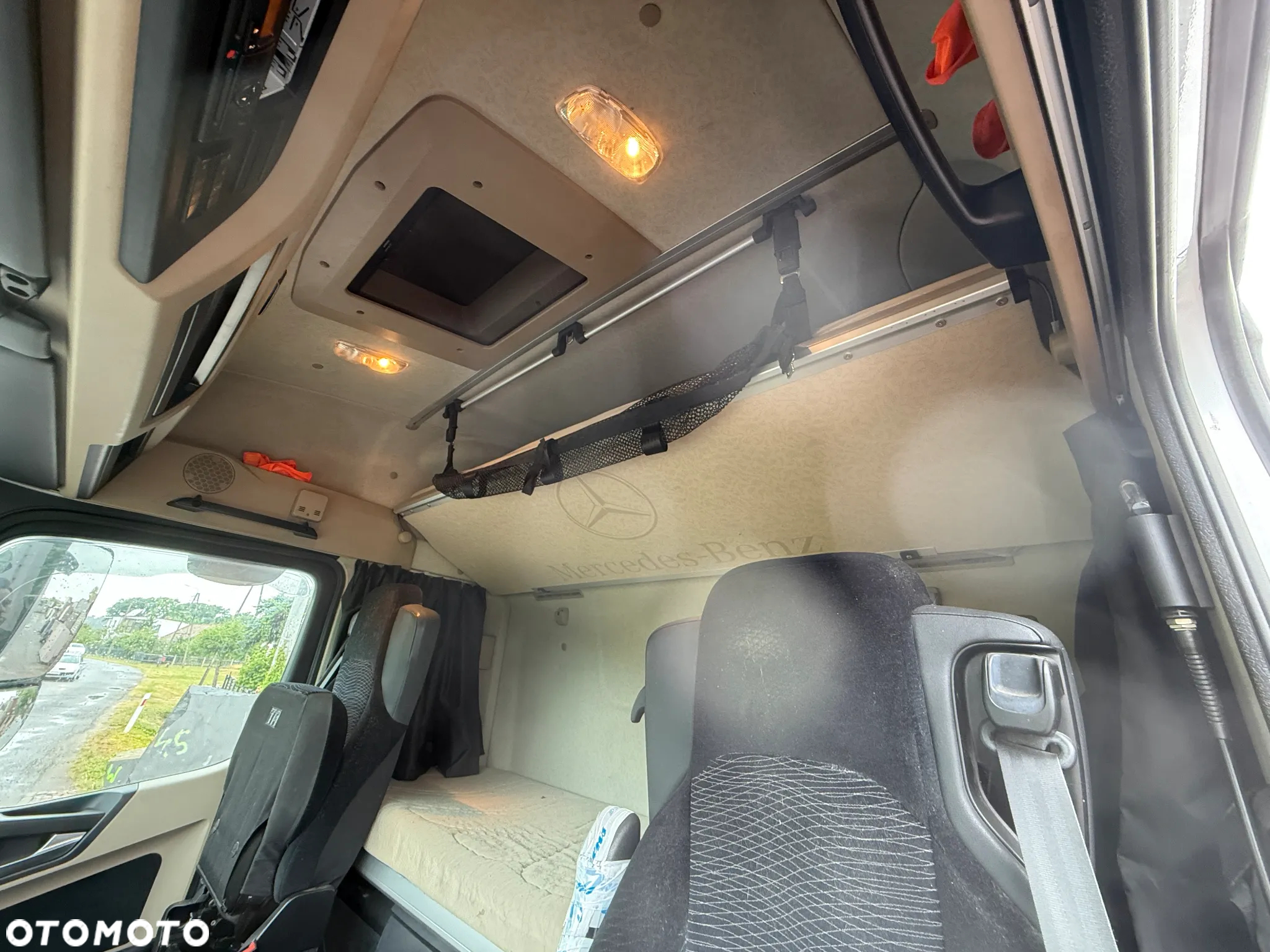 Mercedes-Benz Actros - 21