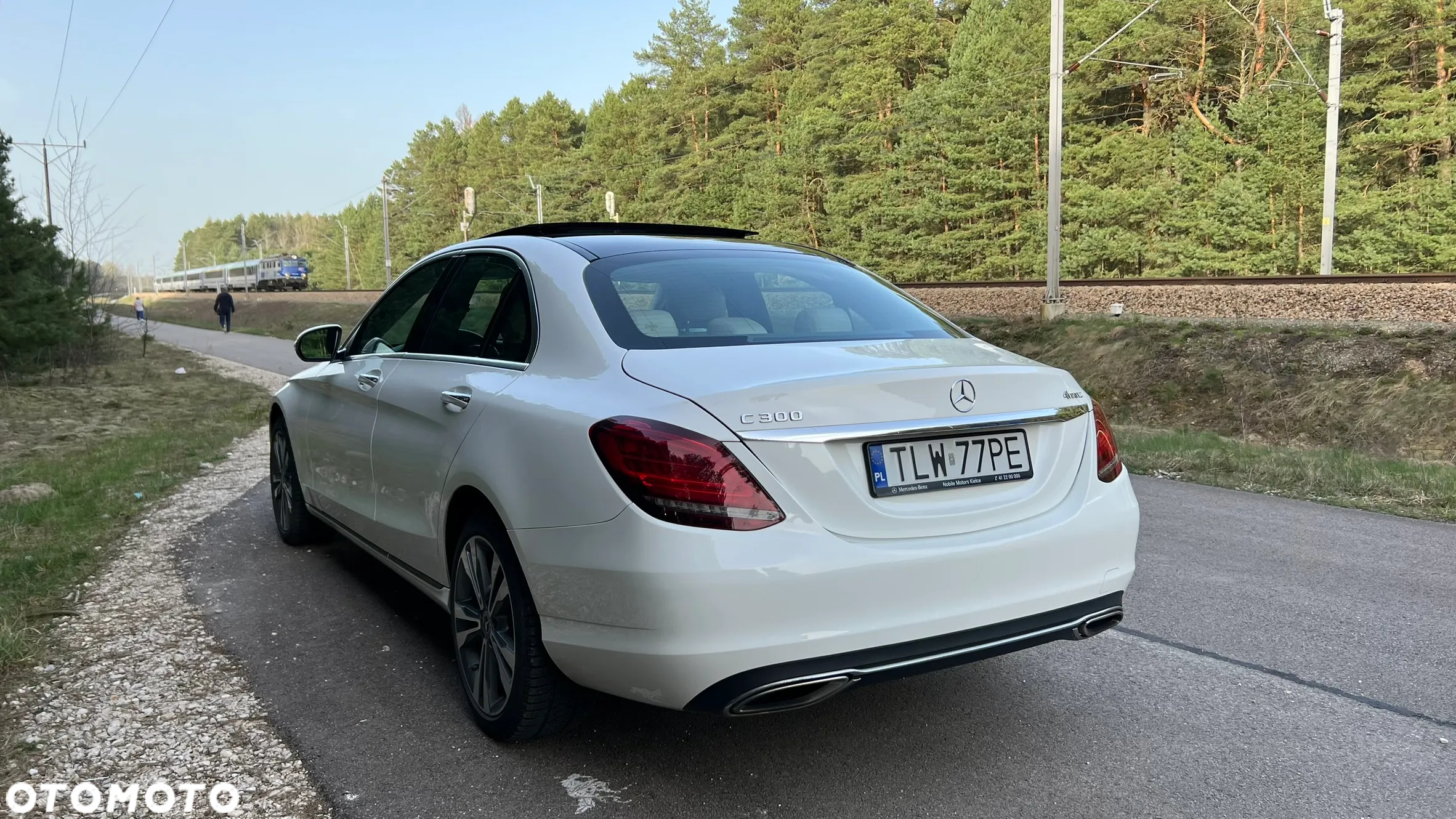 Mercedes-Benz Klasa C 300 4MATIC 9G-TRONIC - 7