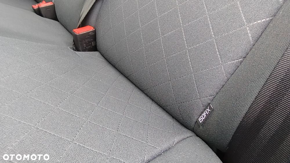 Ford Fiesta 1.6 TDCi Individual - 23