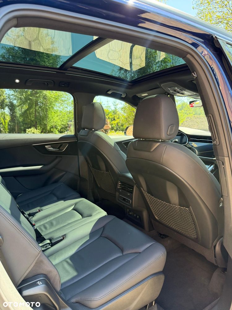 Audi Q7 55 TFSI quattro tiptronic - 14