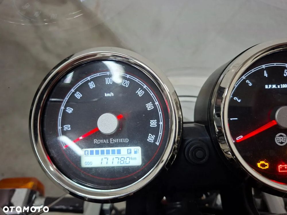 Royal Enfield Interceptor - 5