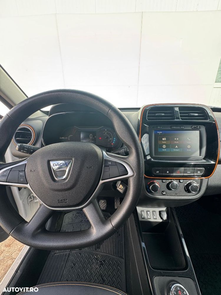 Dacia Spring - 10