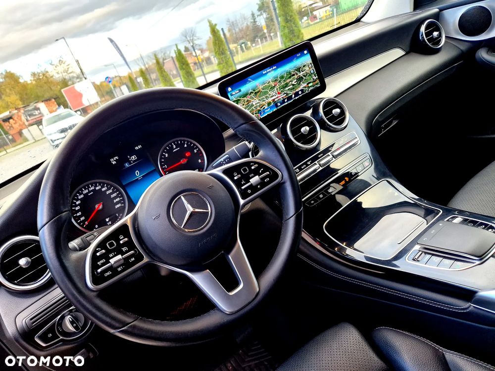Mercedes-Benz GLC 220 d 4Matic 9G-TRONIC Exclusive - 30