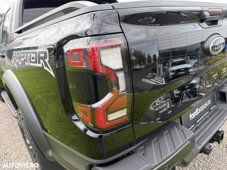 Ford Raptor - 11