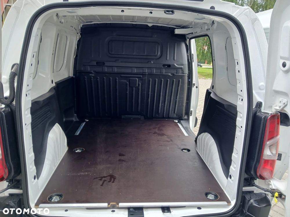 Citroën Berlingo III - 23