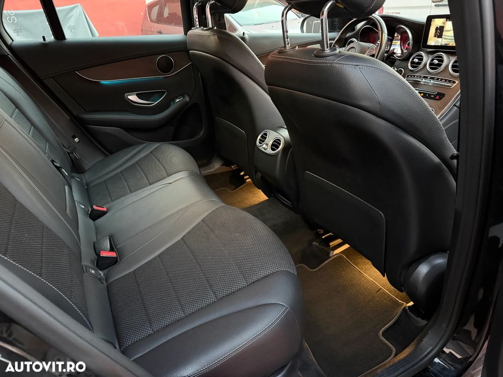 Mercedes-Benz GLC 250 d 4Matic 9G-TRONIC Exclusive - 28