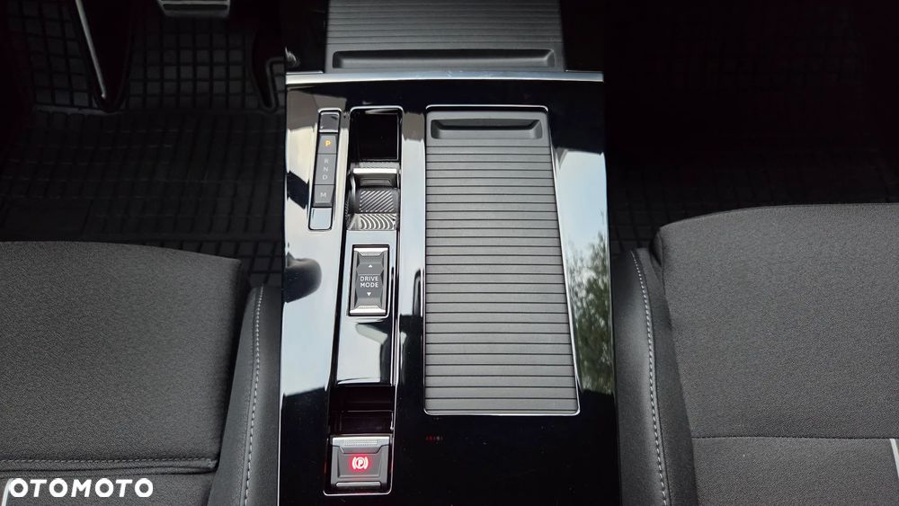 Opel Astra VI 1.2 T GS Line S&S - 23