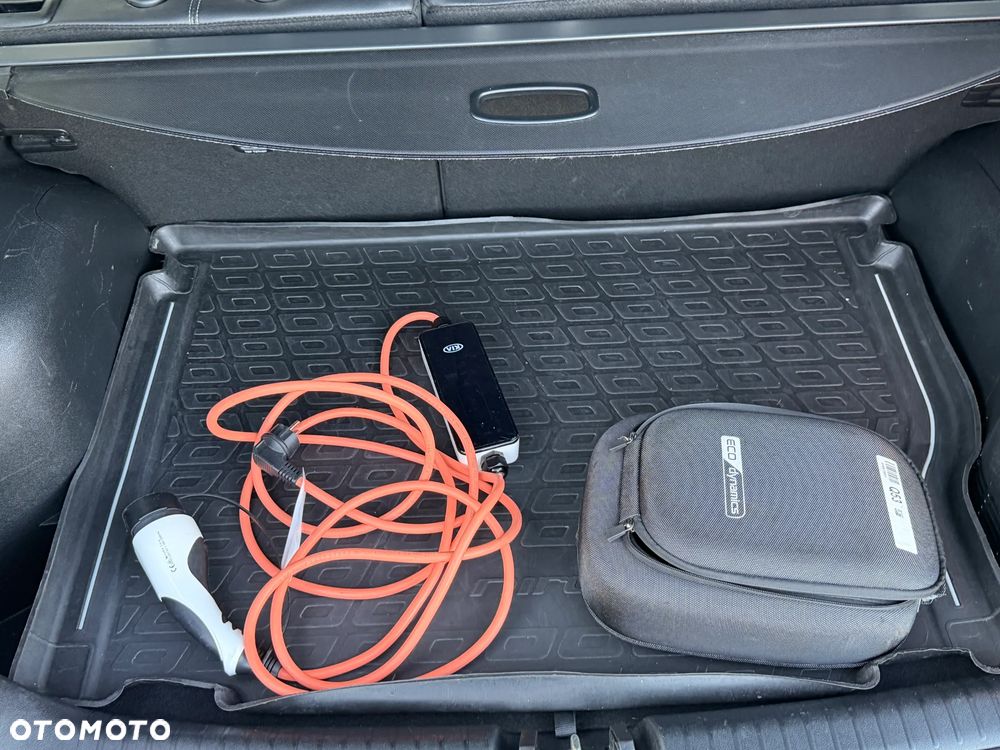 Kia Niro 1.6 GDI PHEV 2WD Vision - 6
