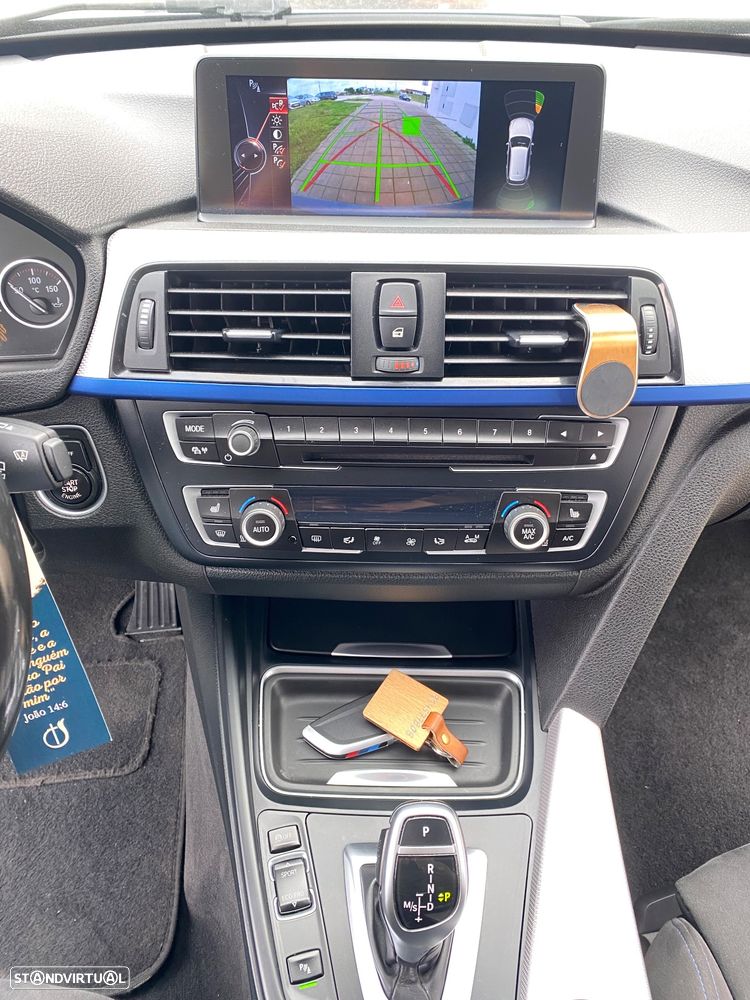 BMW 320 d Auto Pack M - 16