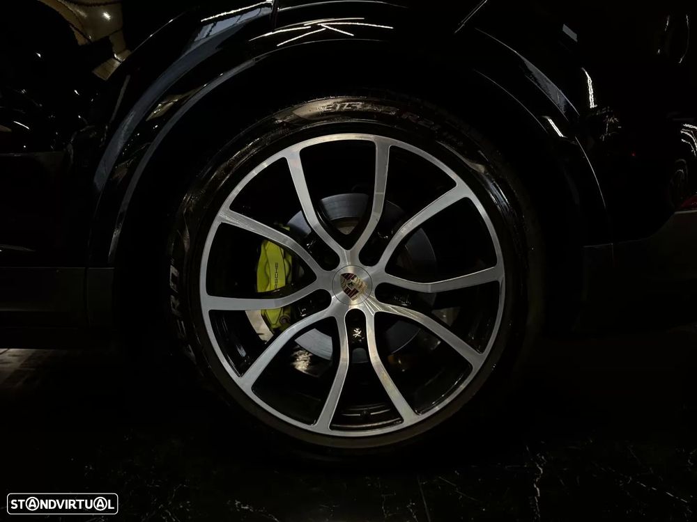 Porsche Cayenne E-Hybrid Tiptronic S Platinum Edition - 14