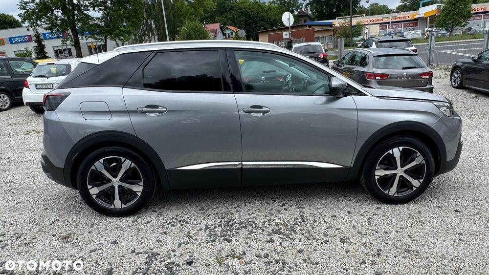 Peugeot 3008 1.2 PureTech Allure S&S - 5