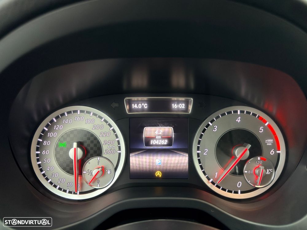 Mercedes-Benz A 180 d Urban - 31