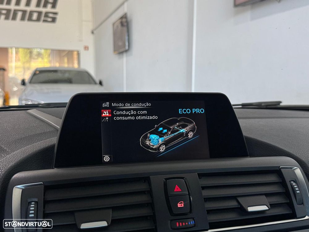 BMW 228 i Pack M Auto - 32