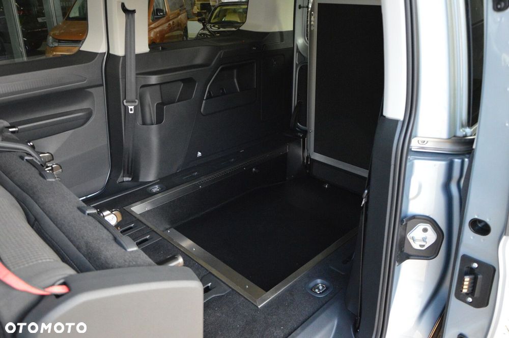 Volkswagen Caddy MAXI - 19