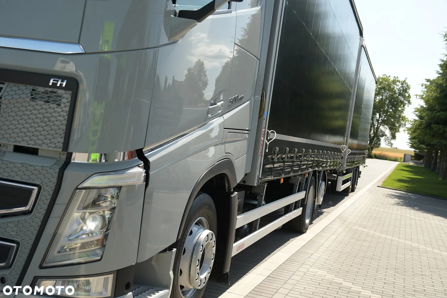 Volvo FH500///* 2019///* JEDYNE 264 TYŚ KM///* SYSTEM DOKUJĄCY WÓZKA WIDŁOWEGO///* KAMERA///* ZESTAW///* TANDEM///* 7.70+7.70///* WECON///* DACH PODNOSZONY///* STAN JAK NOWY - 11