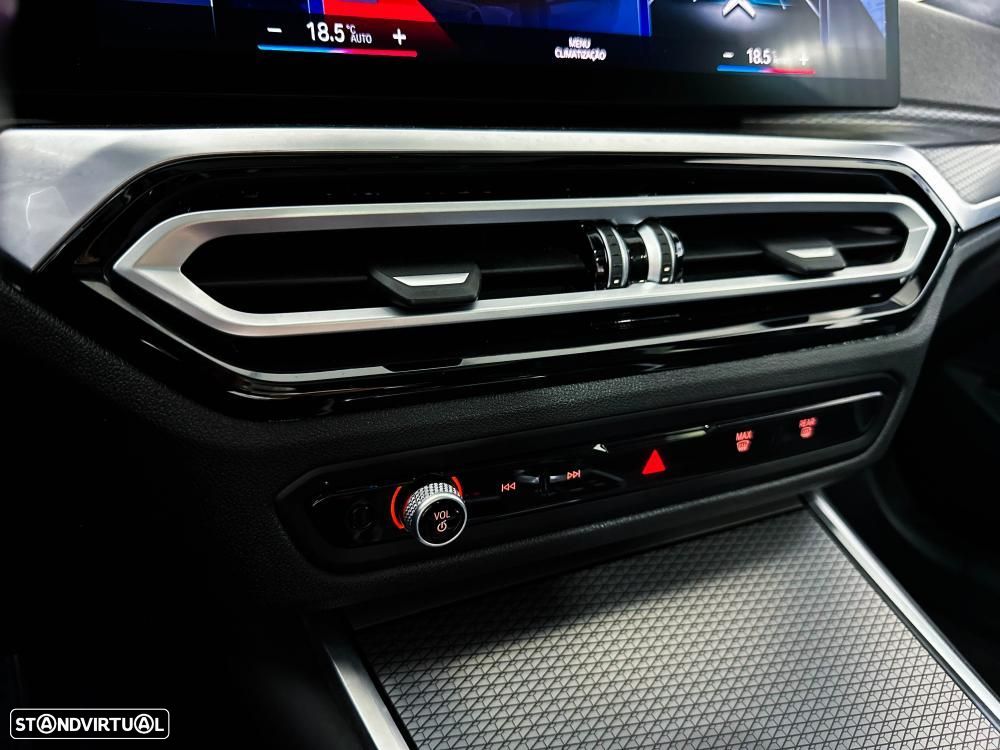 BMW 330 e Pack 50 anos M Auto - 50