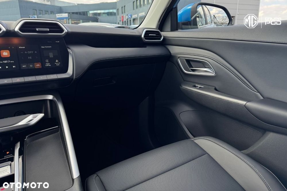 MG ZS Hybrid+ - 23