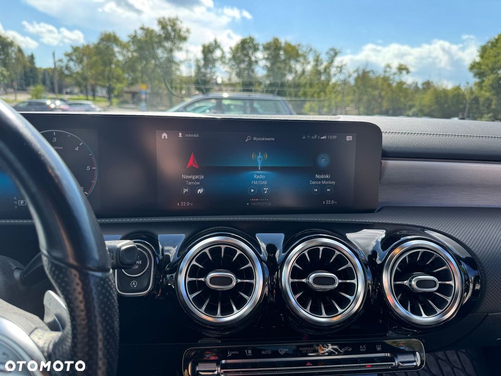 Mercedes-Benz CLA 200 d 4-Matic AMG Line 8G-DCT - 20