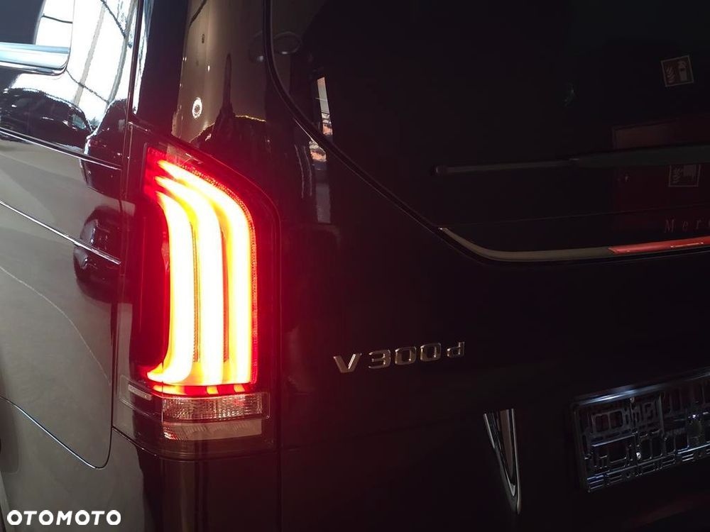 Mercedes-Benz Klasa V 300 d 4-Matic 9G-Tronic Exclusive (d³ugi) - 30