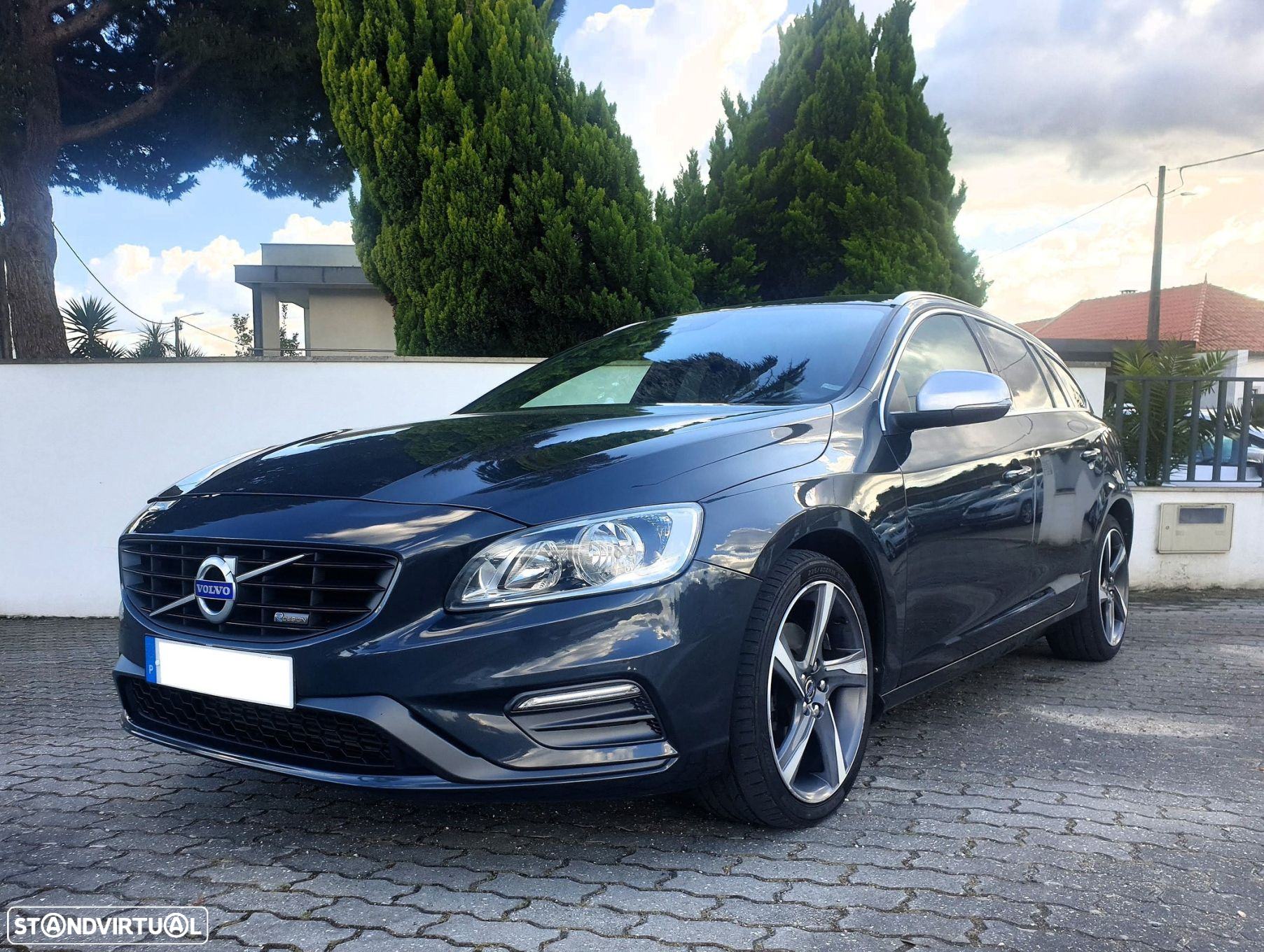 Volvo V60 1.6 D2 R-Design Momentum - 7