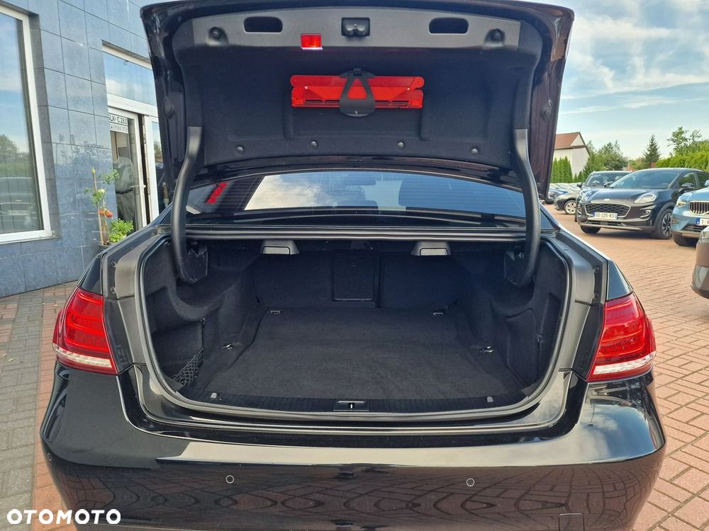 Mercedes-Benz Klasa E 200 7G-TRONIC Avantgarde - 21