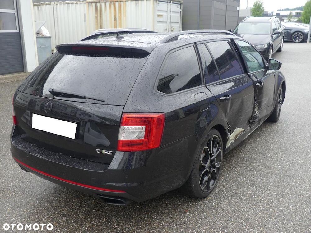 Skoda Octavia 2.0 TSI DSG RS 230 - 4