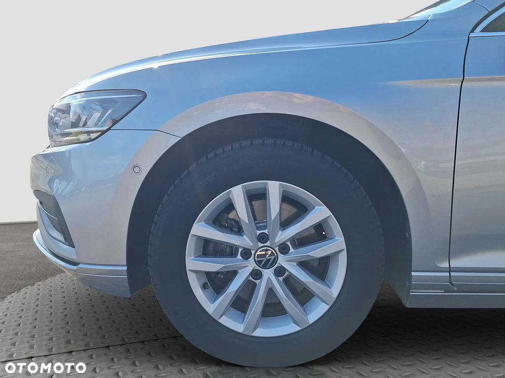 Volkswagen Passat 1.5 TSI EVO Business DSG - 23