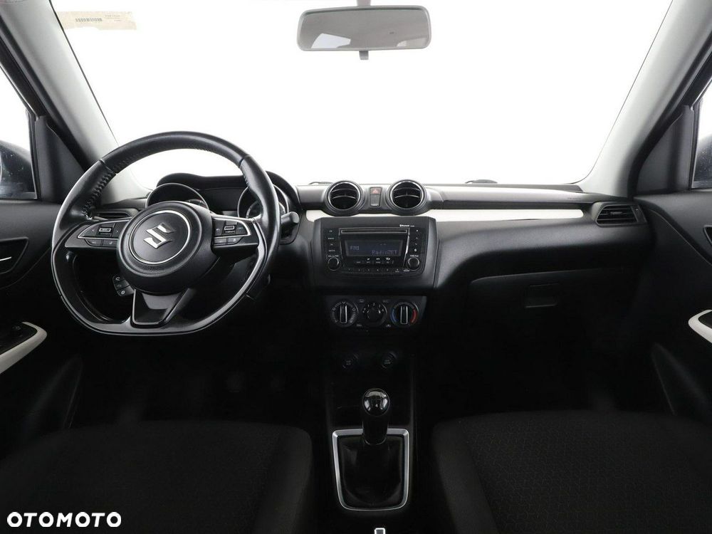 Suzuki Swift 1.2 Dualjet Hybrid Club - 16