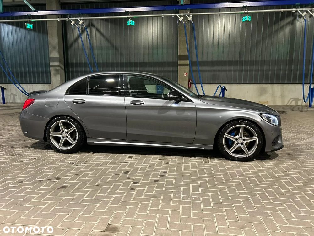 Mercedes-Benz Klasa C 180 7G-TRONIC AMG Line - 12