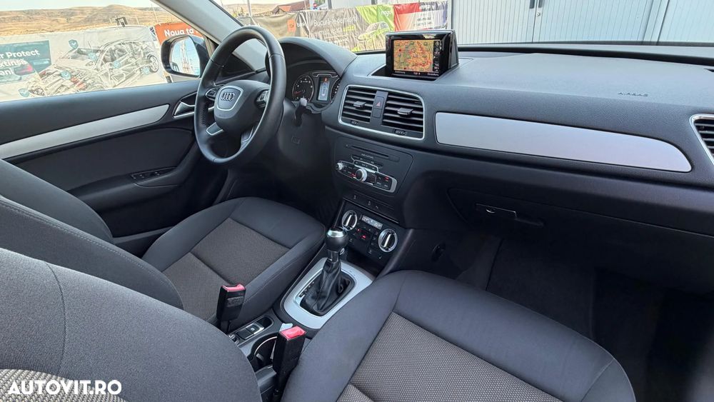 Audi Q3 1.4 TFSI Stronic Design - 14