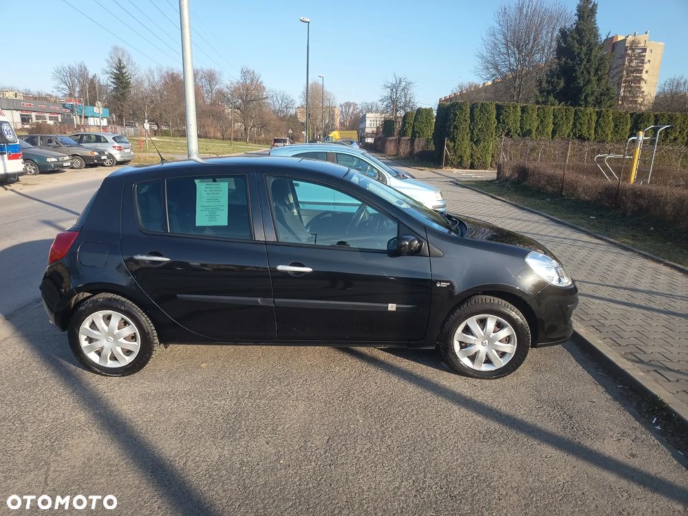 Renault Clio 1.2 16V All Inclusive - 4