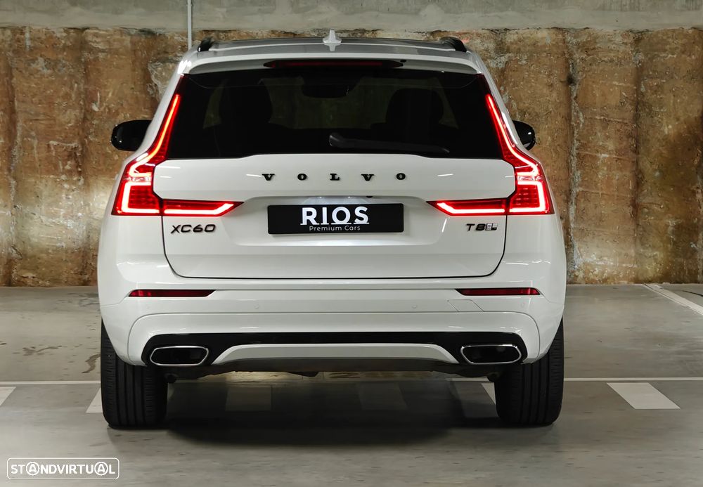 Volvo XC 60 2.0 T8 PHEV R-Design AWD - 3
