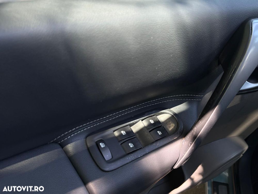 Renault Scenic - 20
