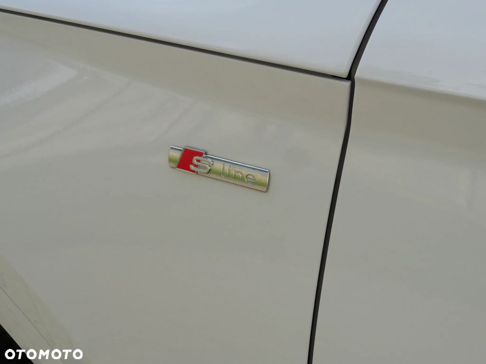 Audi Q5 35 TDI mHEV S Line S tronic - 28