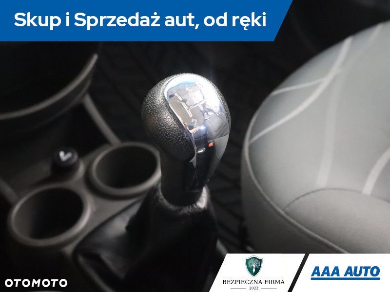Chevrolet Spark - 15