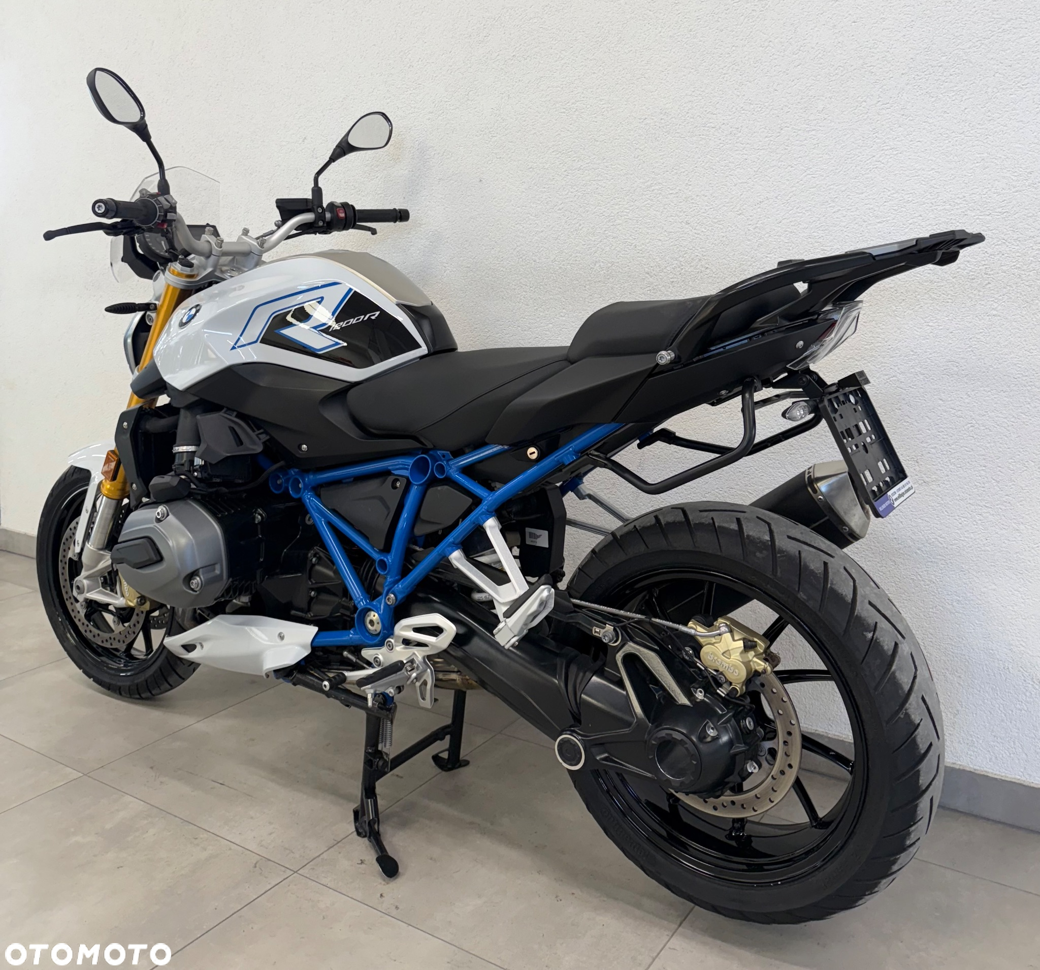 BMW R - 6