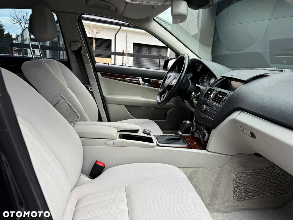 Mercedes-Benz Klasa C - 9