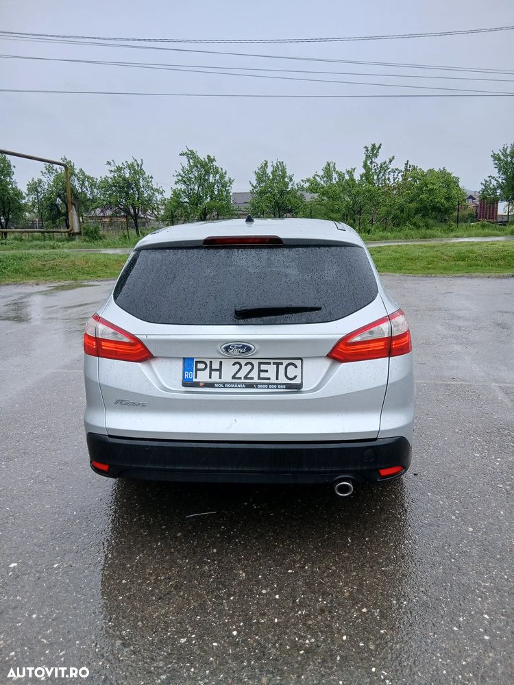 Ford Focus 2.0 TDCi DPF Aut. SYNC Edition - 6