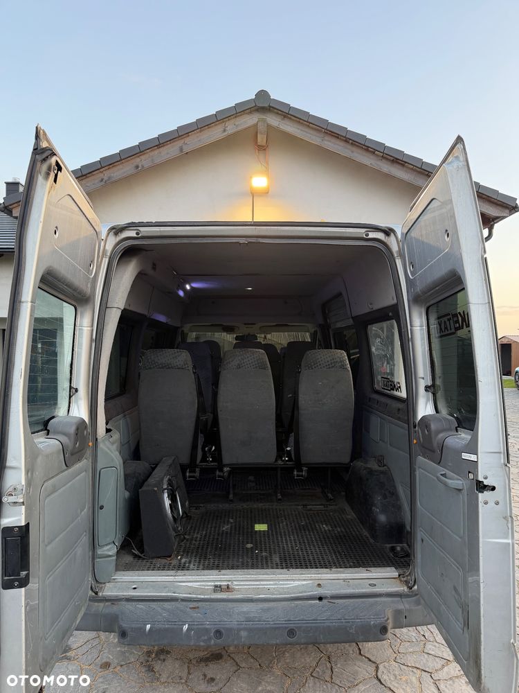 Ford Transit 2009 photo 5