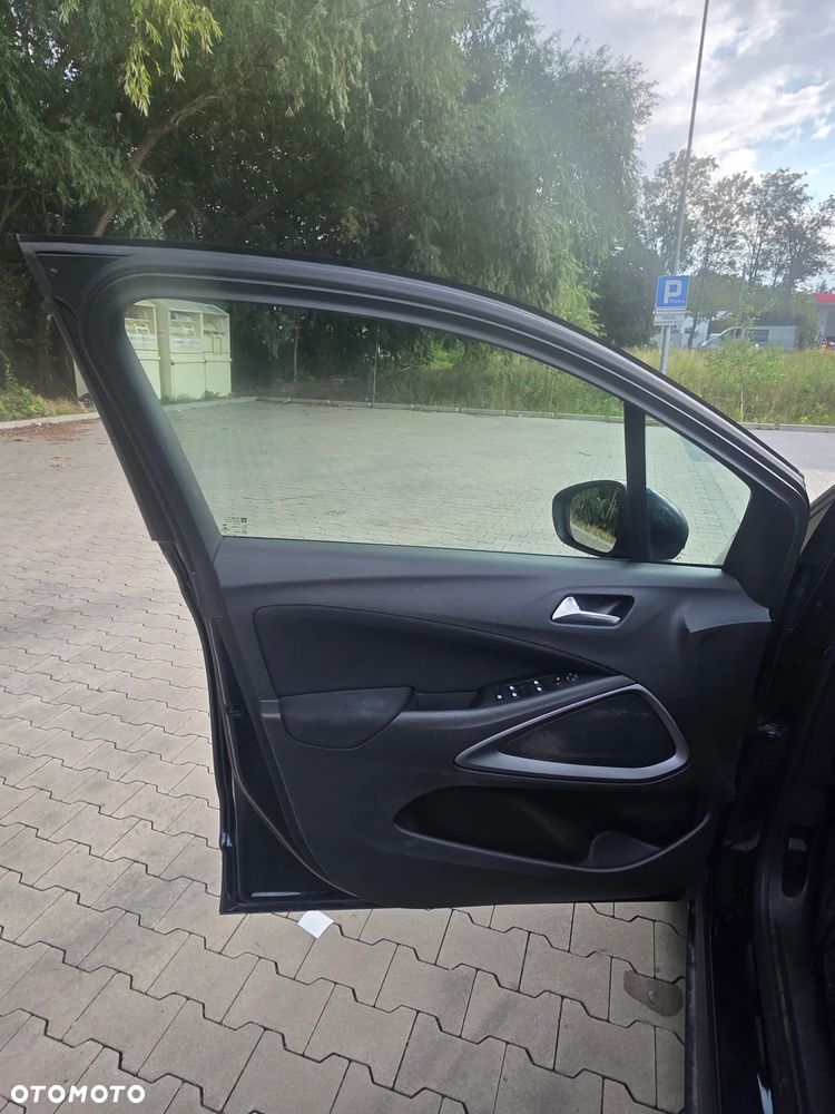 Opel Crossland X - 20