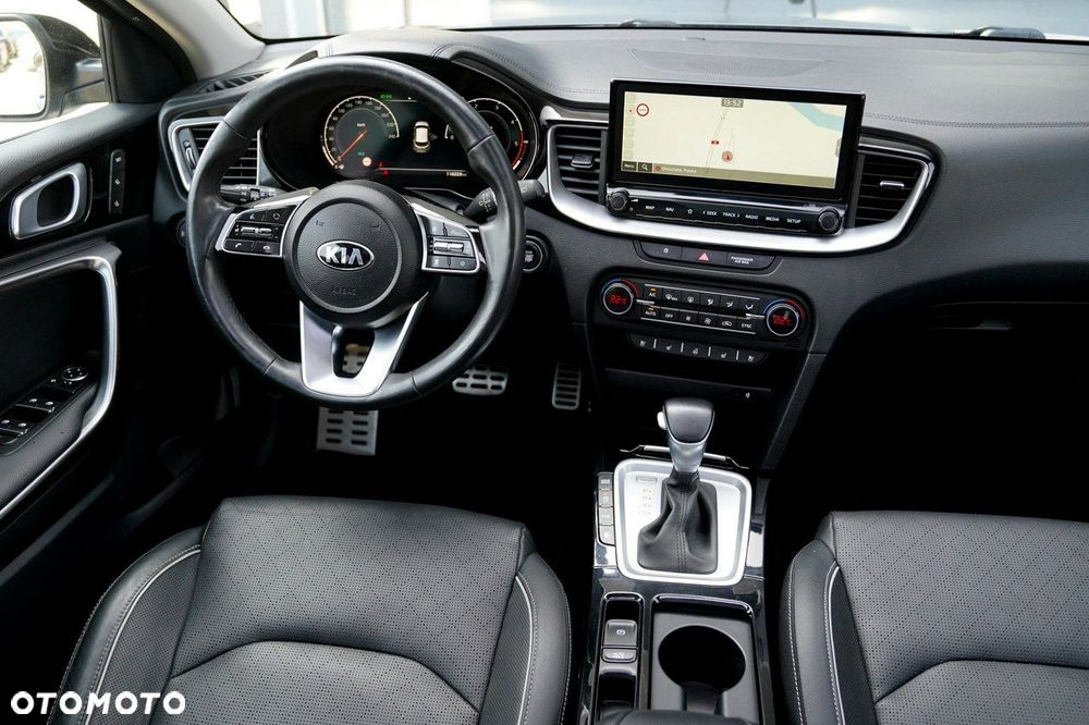 Kia XCeed - 24