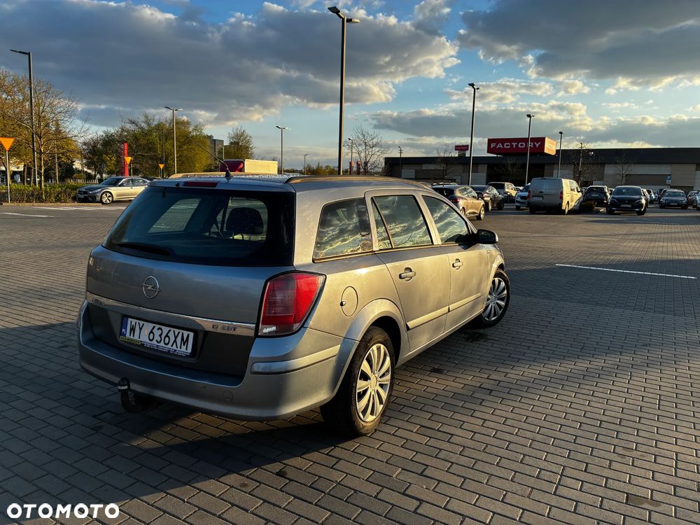 Opel Astra 1.7 CDTI Enjoy - 4